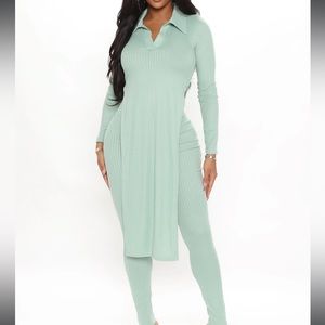 Two piece long sleeve leggings set